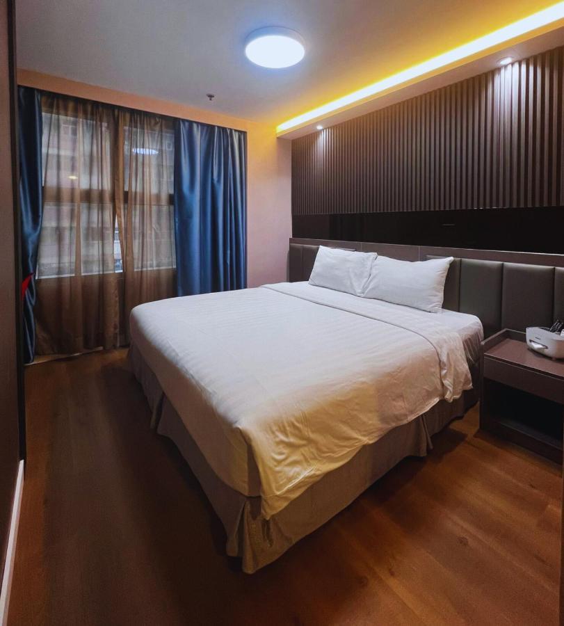 Hennessy Hotel Hong Kong Bagian luar foto