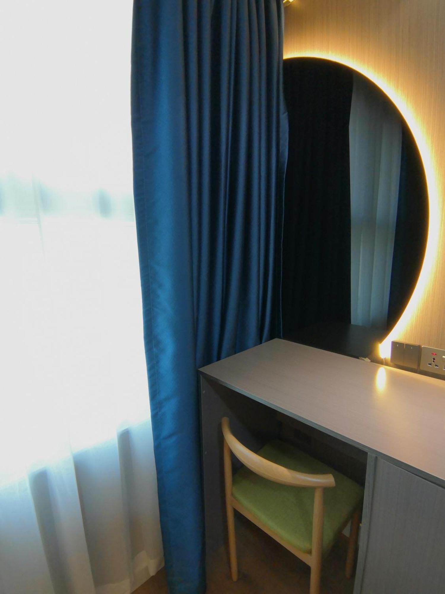 Hennessy Hotel Hong Kong Bagian luar foto